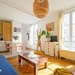 Superb 2 Room Apt In Paris